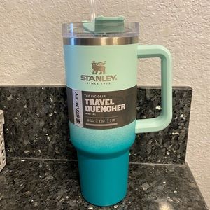 New Stanley 40oz Travel Quencher